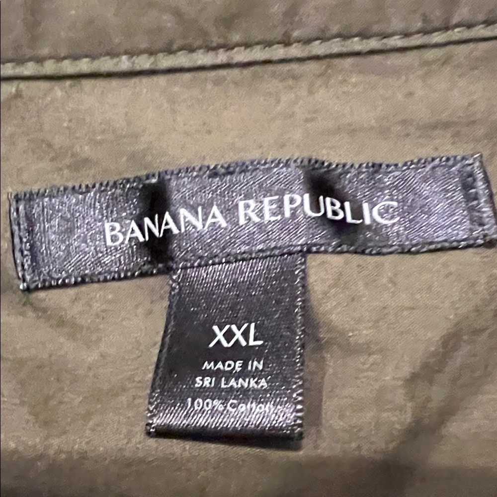 Banana Republic Dark Green Casual Shirt - Picture 2 of 10